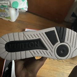 Louis Vuitton Sneaker 