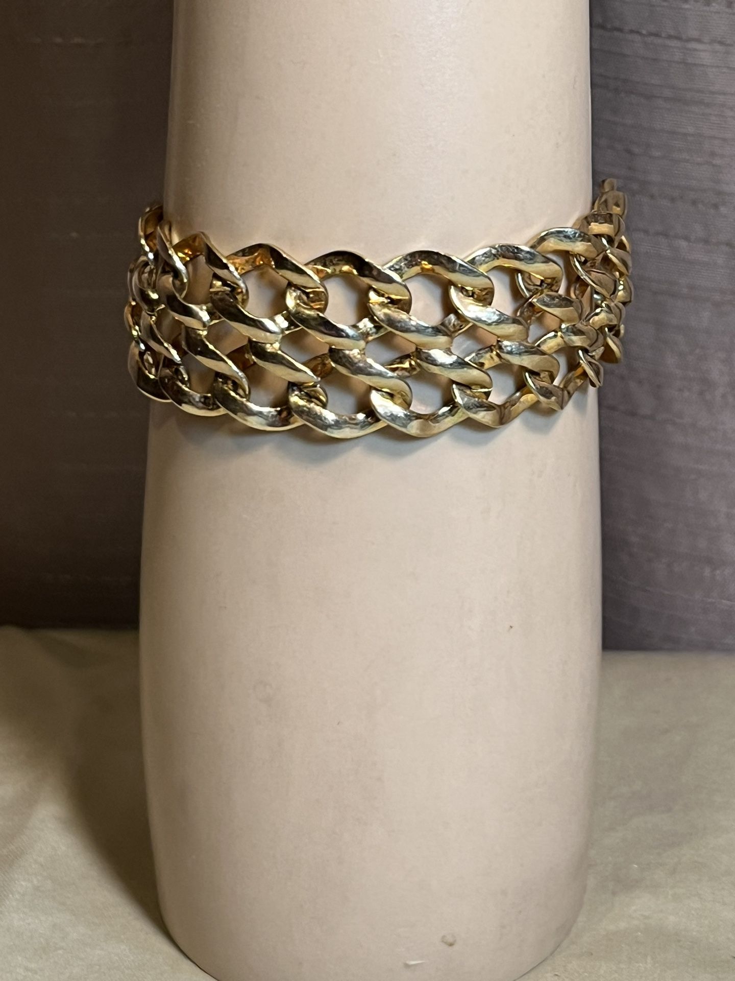 Gold Tone Chain Link Bracelet