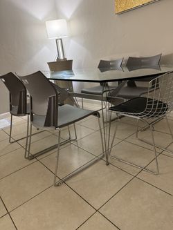 Dining room 6 stalls