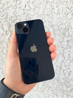 iPhone 13 128gb 100% 🔋 AT&T and cricket only