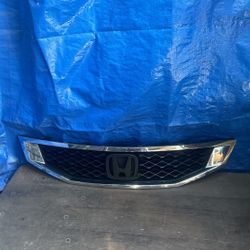 2008 2009 2010 Honda Accord Coupe Front Bumper Grille OEM (ORIGINAL)