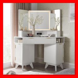 Fluted Makeup Vanity Desk with 3 Way Mirror and Lights ☆ BRAND NEW IN BOX ☆ MIRROR CRACKED