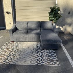 Modern Grey Pullout Sectional 