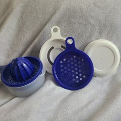 Juicer with attachments