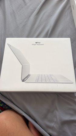Apple Magic Keyboard for Ipad Air (M4) 13 Inch