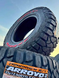 🛞🚘33*12.50r17 Vendo set de llantas Nuevas marca Arroyo RT con 60.000 millas de garantía