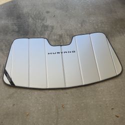 2021 Ford Mustang Sunshade.
