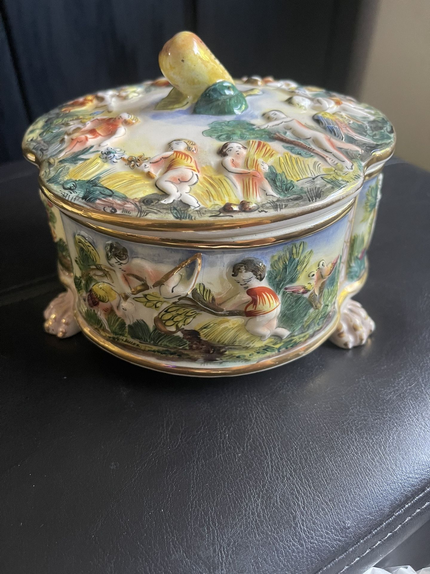 vintage Capodimonte porcelain trinket or jewelry box from Italy.