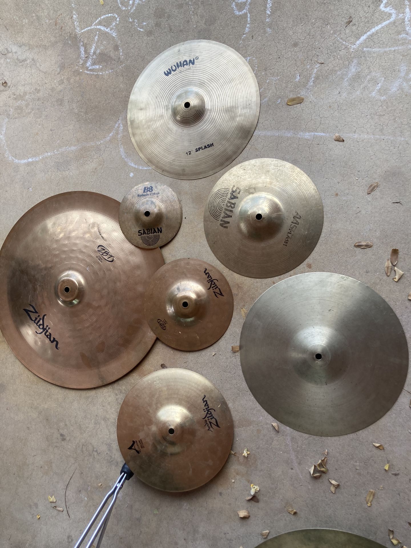 Random Cymbals Splashes