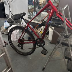 Mountain bike in very good condition. Needs new front tire needs a back tire alignment but that’s it but overall in very good condition.