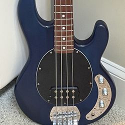 Excellent! Sterling by Music Man StingRay Electric Bass