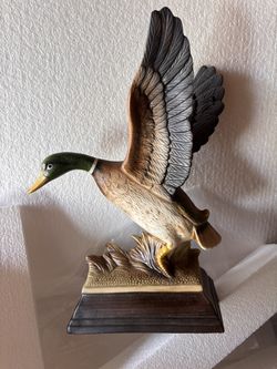 Flight of the mallard collectibles figurine Duck