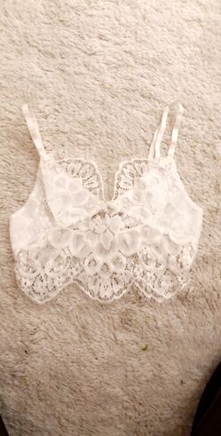 White lace crop top