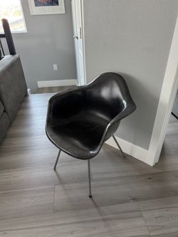 Herman Miller Fiberglass Chair