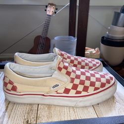 Red Checkered Vans Size 6 Men’s 