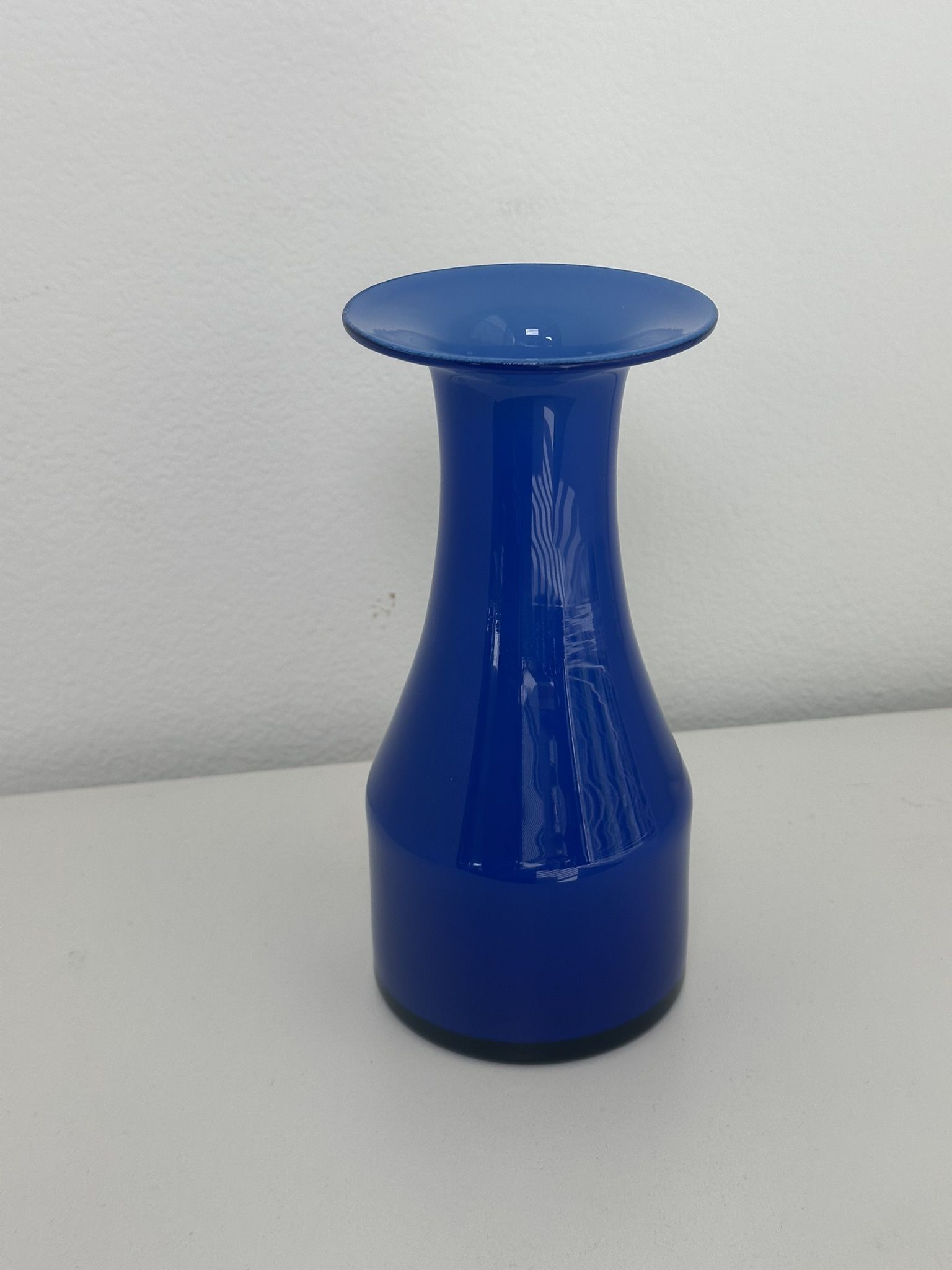 Beautiful acid etched "PLUS NORWAY " Art Glass Vase Vintage 