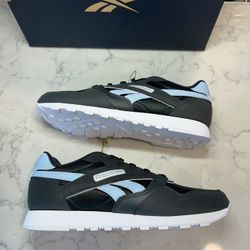 Women’s Reebok Shoes 