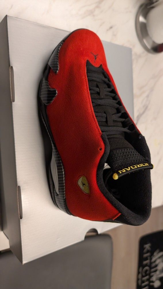 Air Jordan 14 Retro 'Ferrari