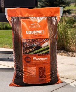 Traeger Gourmet Hardwood Pellet Blend, 33 lbs