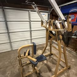 Hammer Strength ISO Lat pulldown 