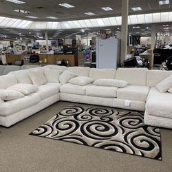 SECTIONALS RECLINER 599.99