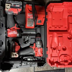 Milwaukee M18 FUEL 18V Lithium-Ion Brushless Cordless Hammer Drill and Impact Driver Combo Kit (2-To