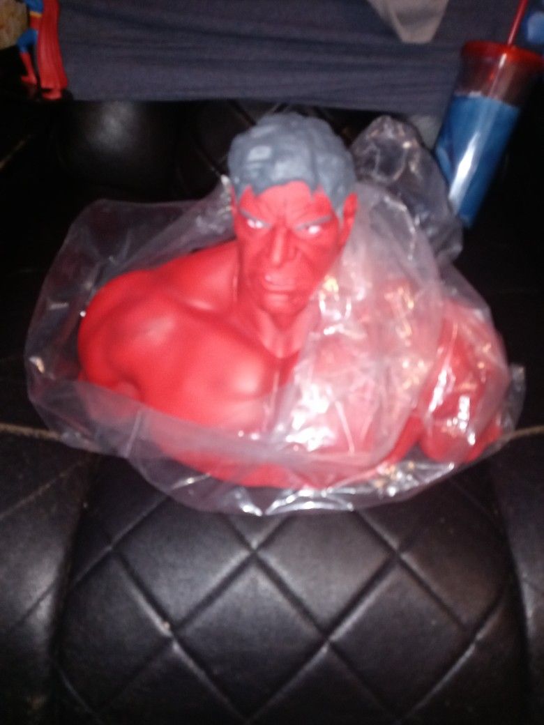 New Red Hulk Popcorn Bucket 