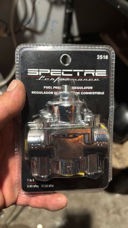 Fuel pump regulator