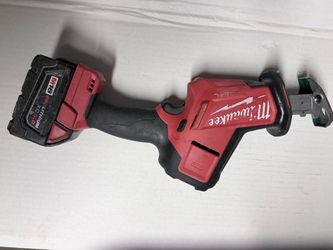 Milwaukee M18 hackzal with battery
