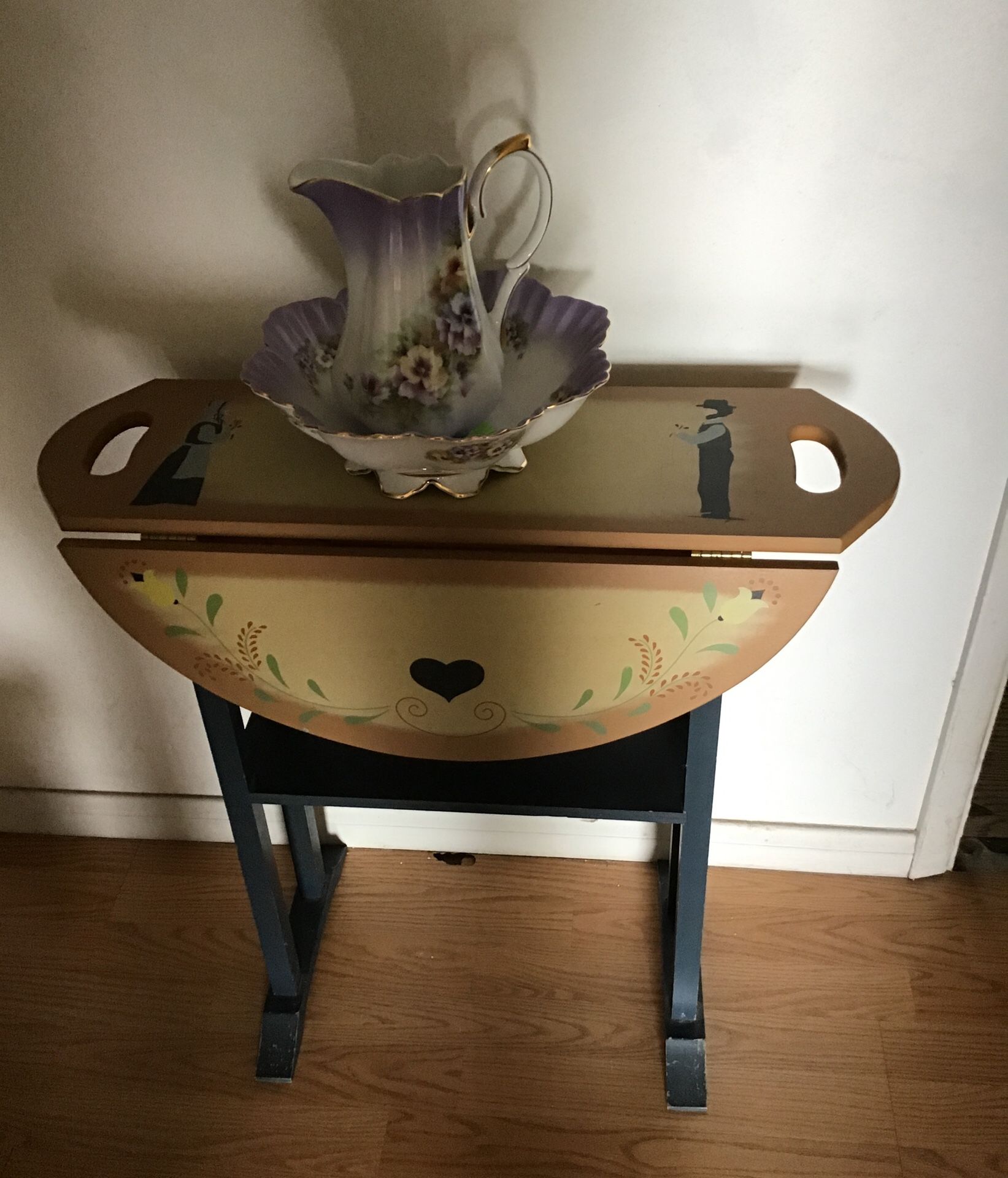 Drop Leaf Hall Table. Very Unique. Conversation Piece