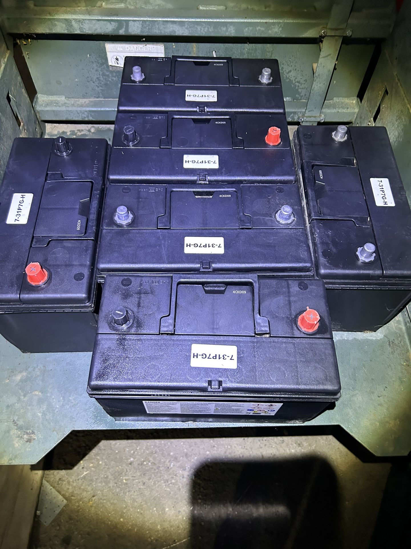 New Deep, Sell Commercial Truck Batteries