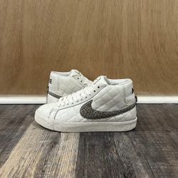 2006 SUPREME BLAZER