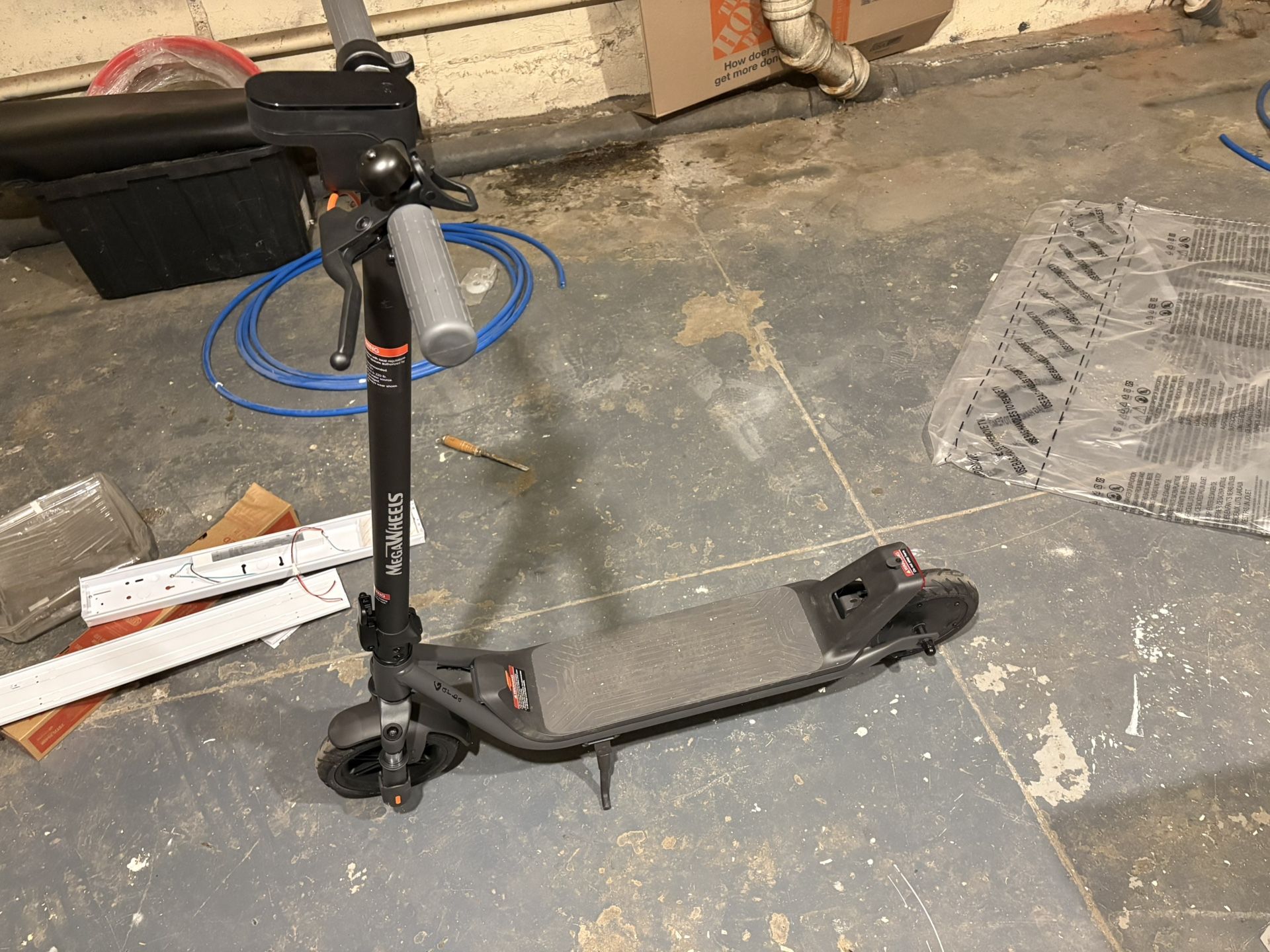 Mega Wheels E Scooter (perfect Condition)