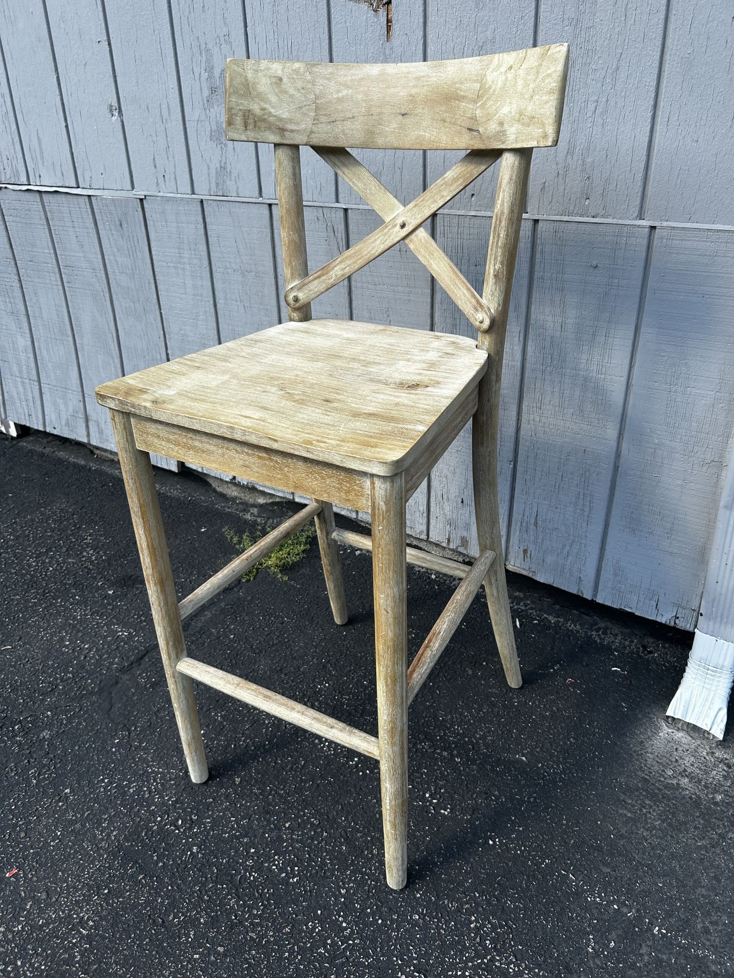 Distressed Wood High Chair 