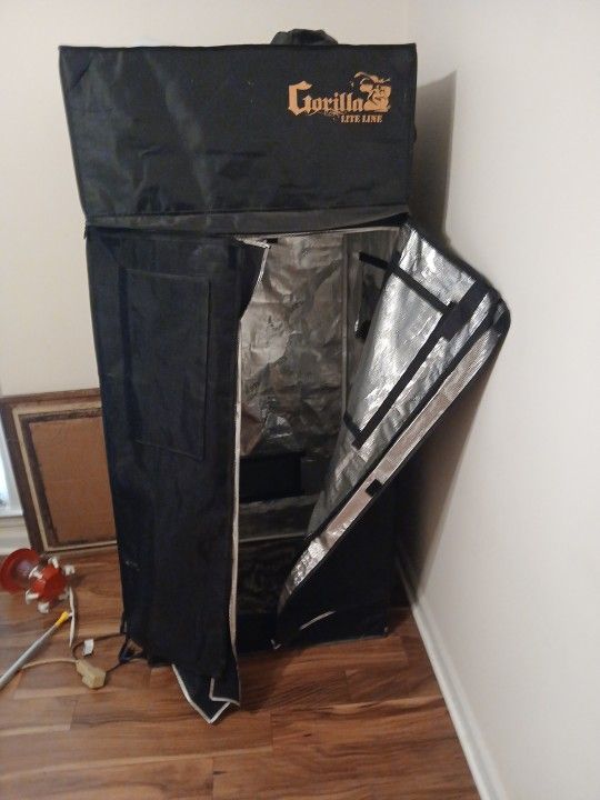 Grow Tent With Light