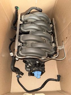 2013 mustang 5.0 intake manifold with injectors