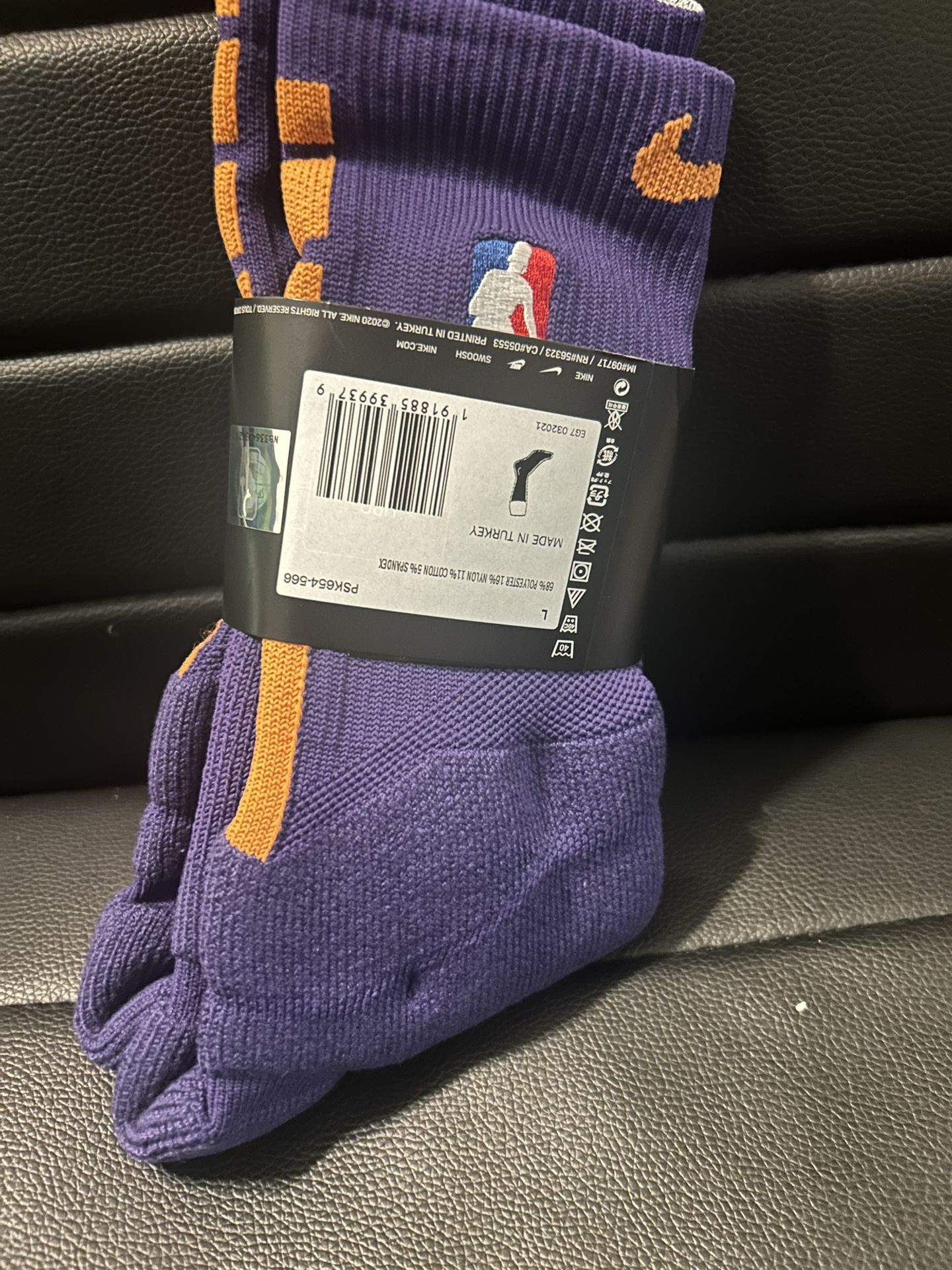 LA LAKERS NIKE SOCKS