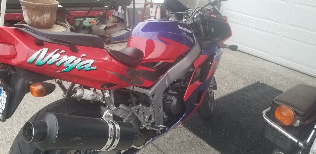 1995 Kawasaki Zx6r/600f NINJA