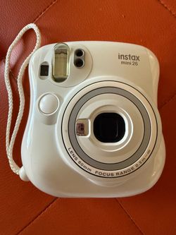 New Fuji Instax Mini 26 Cream Color With camera Strap TESTED WORKS