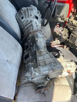 Toyota Tundra  v6 4x4 transmission asking $450