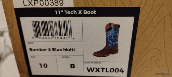 TWISTED X COW BOY BOOTS