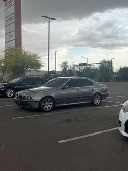 2002 BMW 525i
