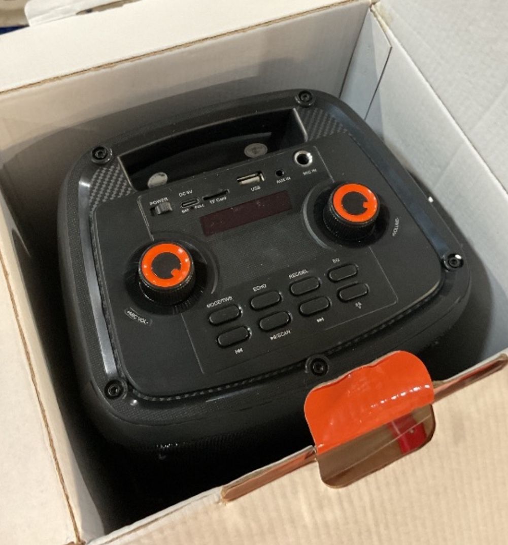 Awesome  80 Watt Bluetooth Speaker new