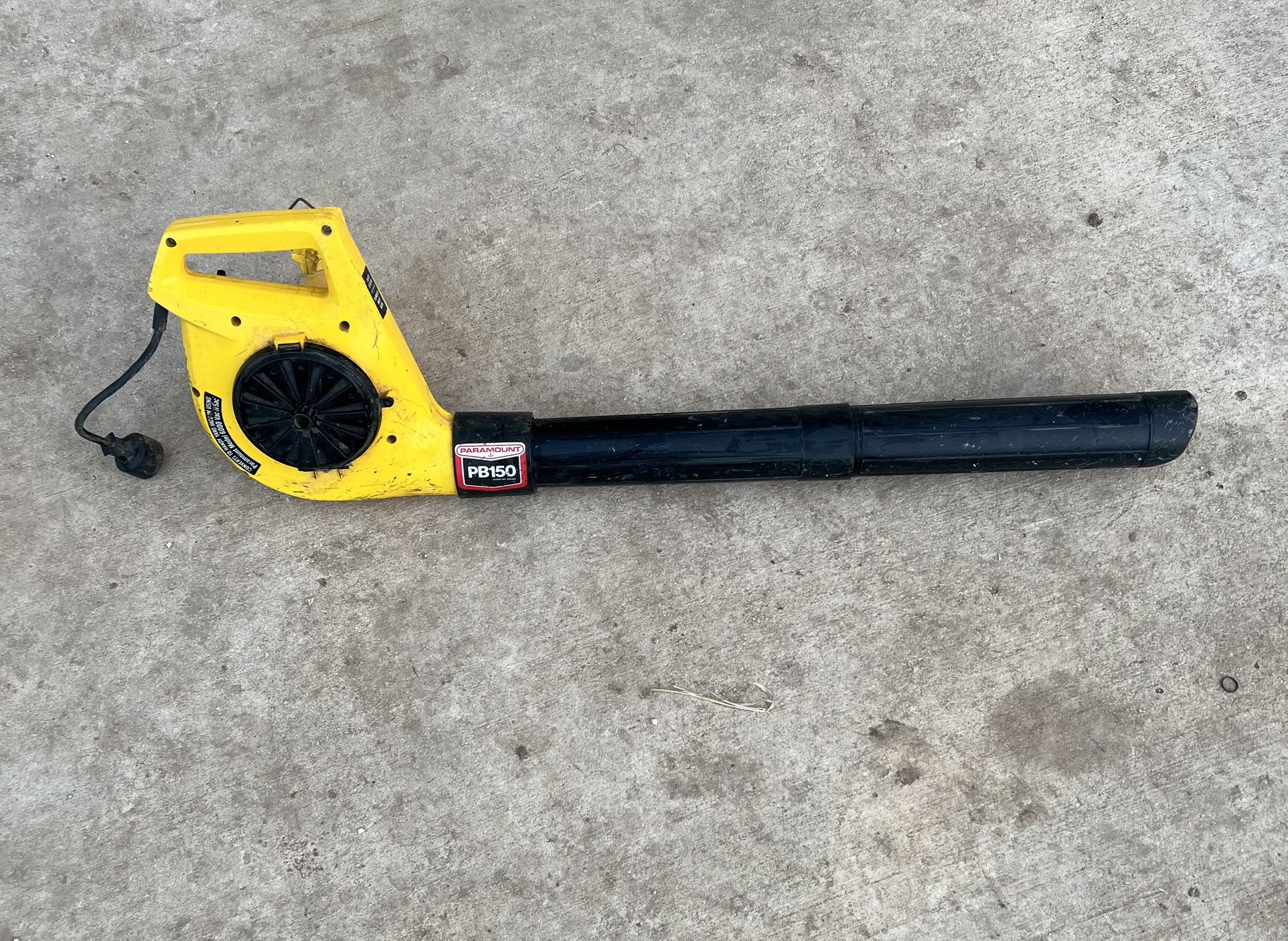 Leaf Blower