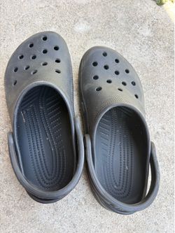 Women’s crocs
