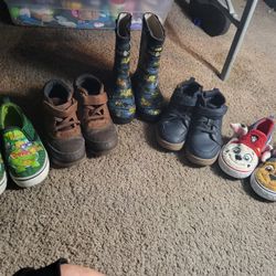 Toddler Boys Size 10 LOT 