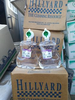 Brand New Liquid Hand Sanitizer For Come In A Box Brand New $13 Per Box For Four In The Box Good Deal 🔥🔥🔥🔥🫵