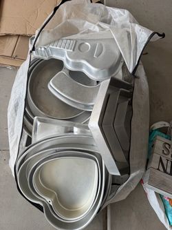 Baking pans