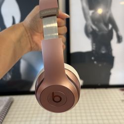 Beats Solos Wireless Rose Gold Headphones 