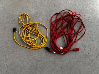Set of 2 Extension Cords (Red and Yellow)